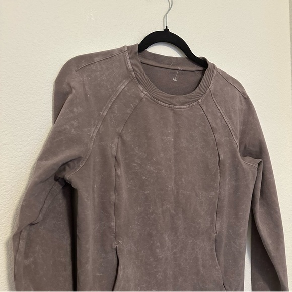 Lululemon Scuba Crew Sweatshirt Washed Dark Chrome Gray Size 6 Women’s - Picture 3 of 9